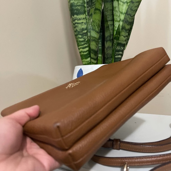 Coach crossbody-SOLD - Picture 3 of 3